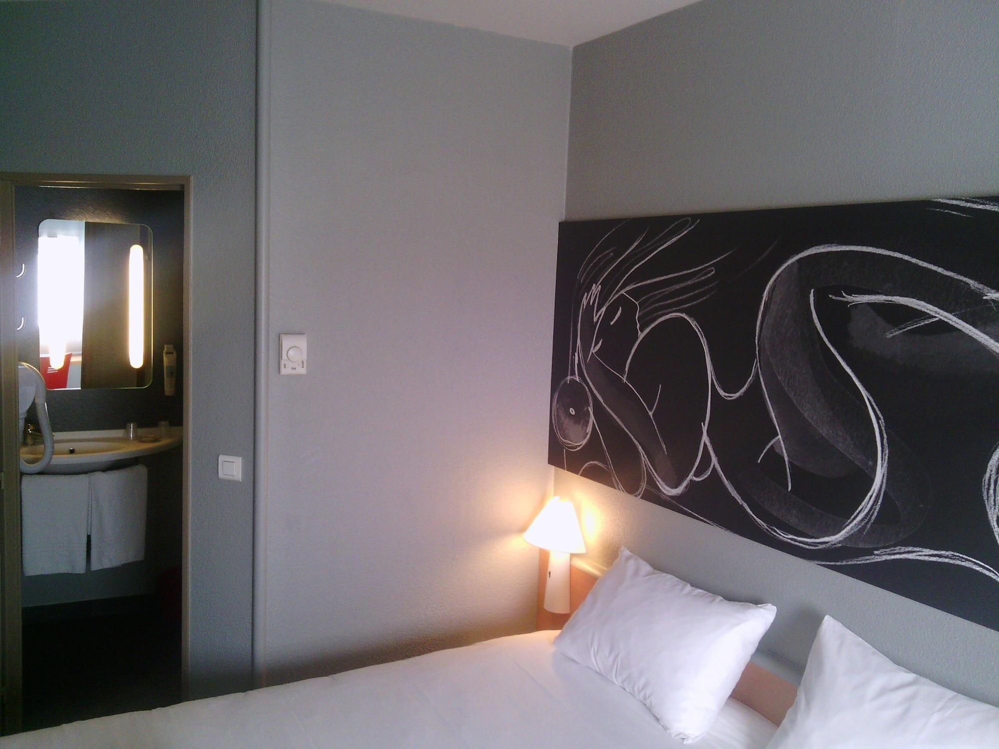 Ibis Sud 3*